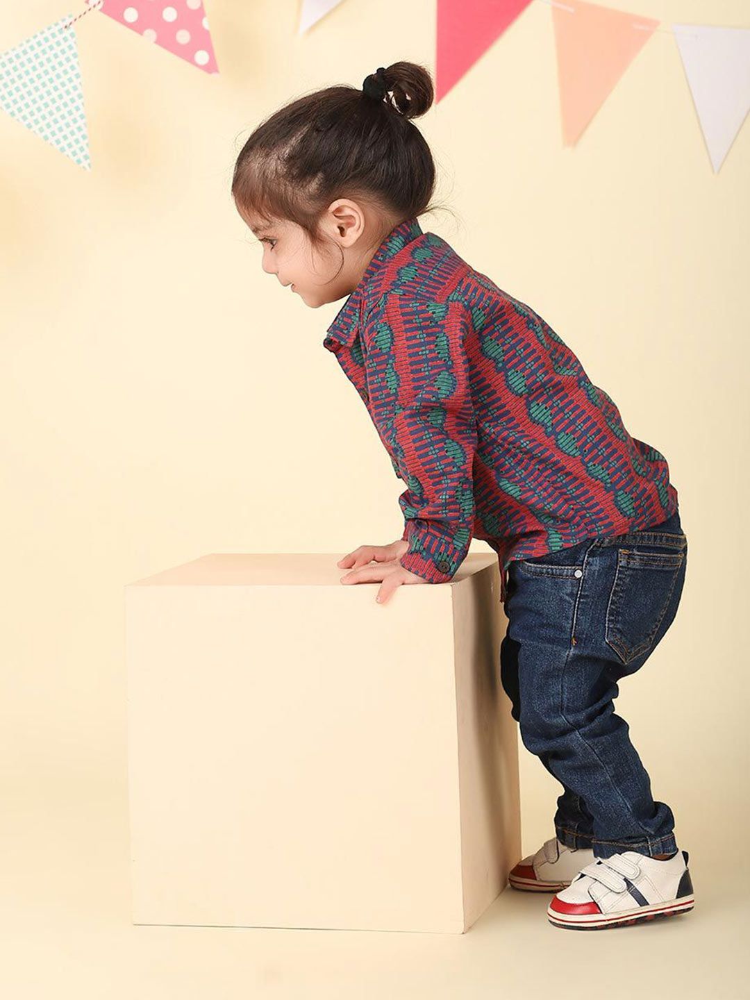 Fabindia Boys Opaque Printed Casual Shirt