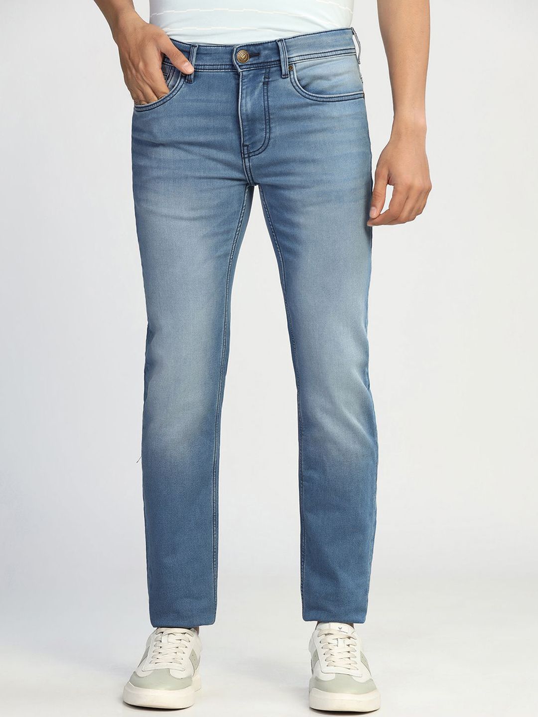 Blackberrys Men Skinny Fit Clean look Heavy Fade Stretchable Jeans