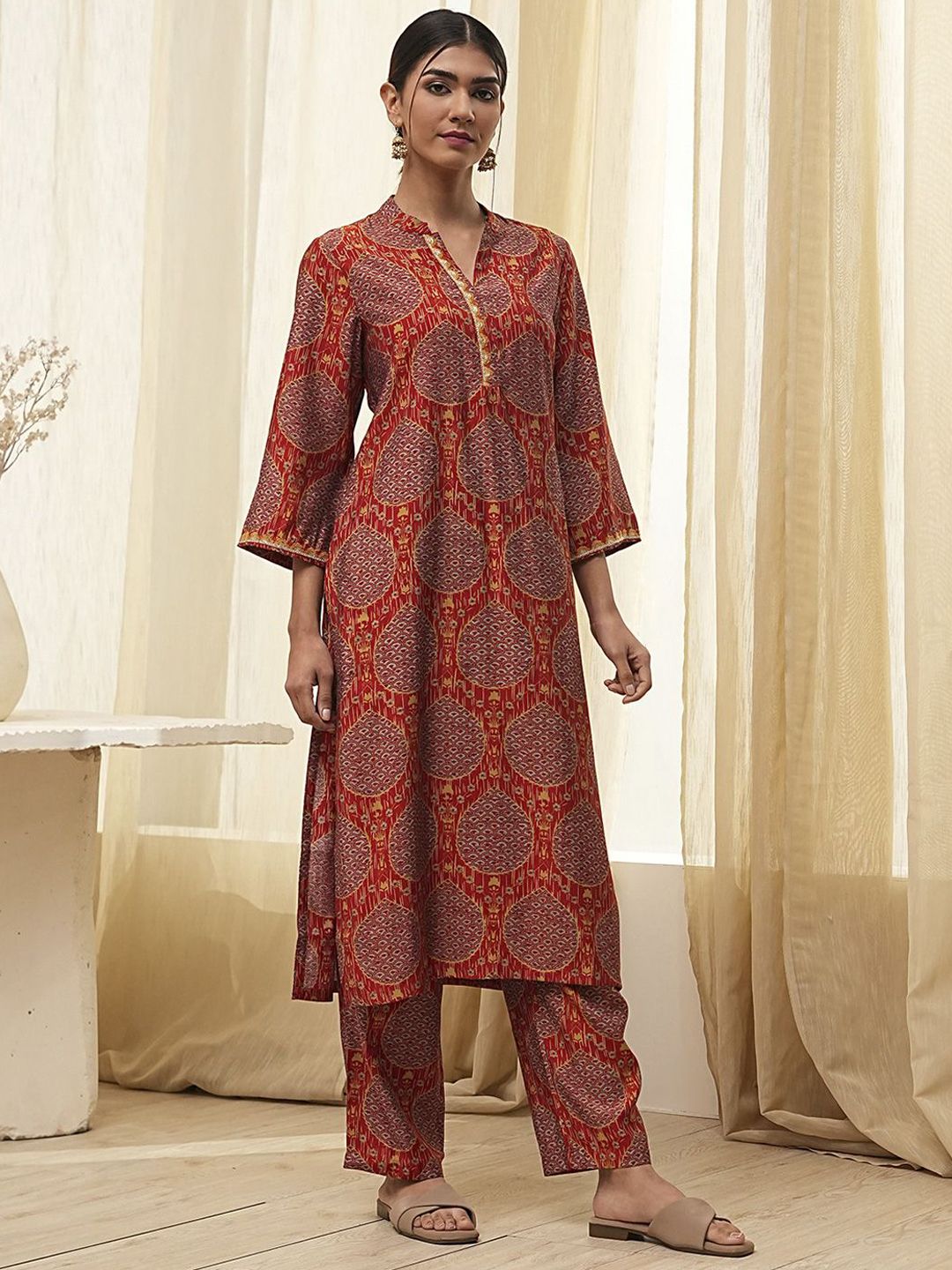 Biba Biba Ethnic Motifs Printed Mandarin Collar Straight Kurta With Trouser