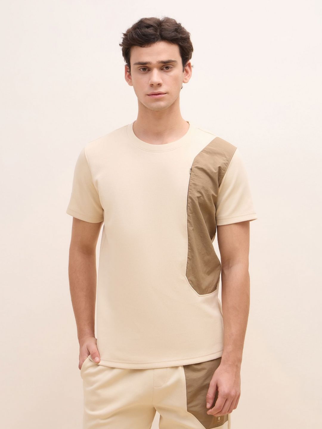 Iconic Men Solid Crew Neck T-Shirt