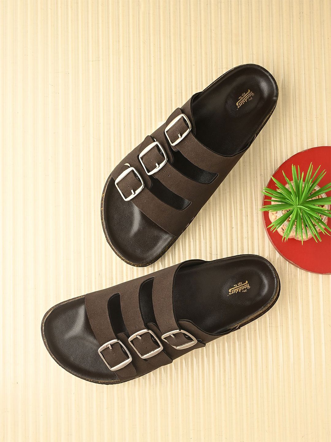 The Roadster Lifestyle Co Men Comfortable Sandals