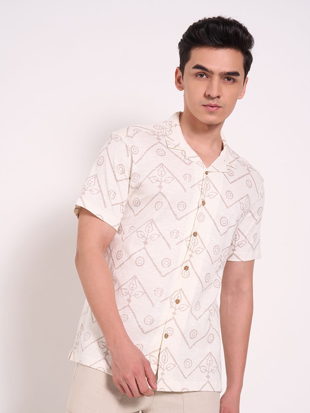 7 Alt by Pantaloons Men Slim Fit Opaque Casual Shirt