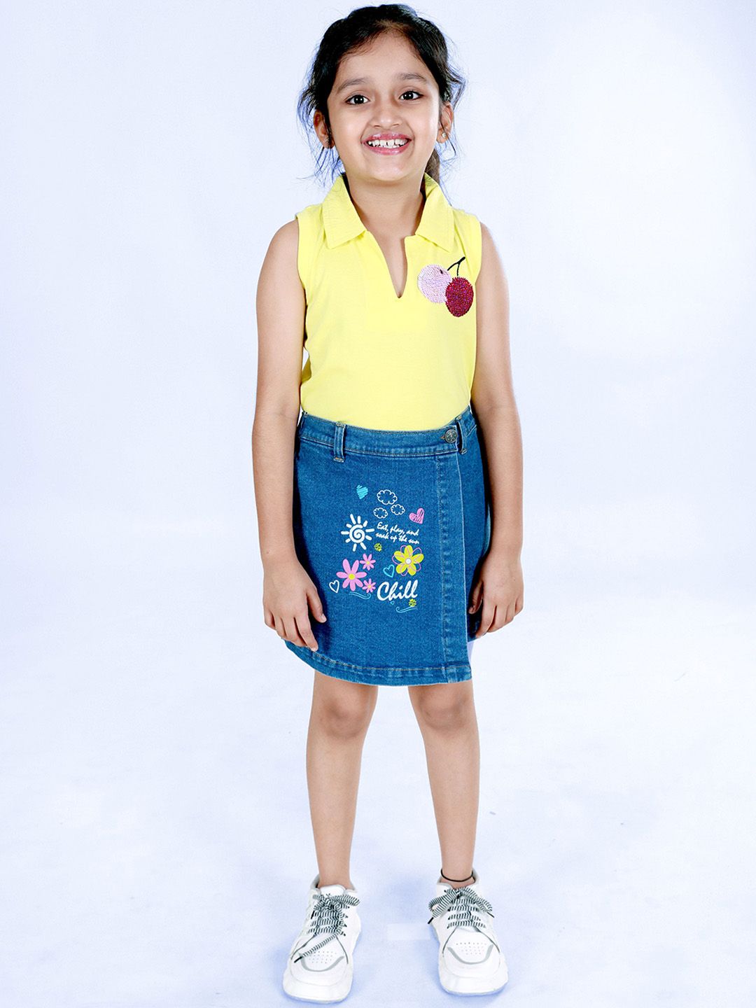 KiddoPanti Cropped Sleeveles T-Shirt With Skorts Clothing Set