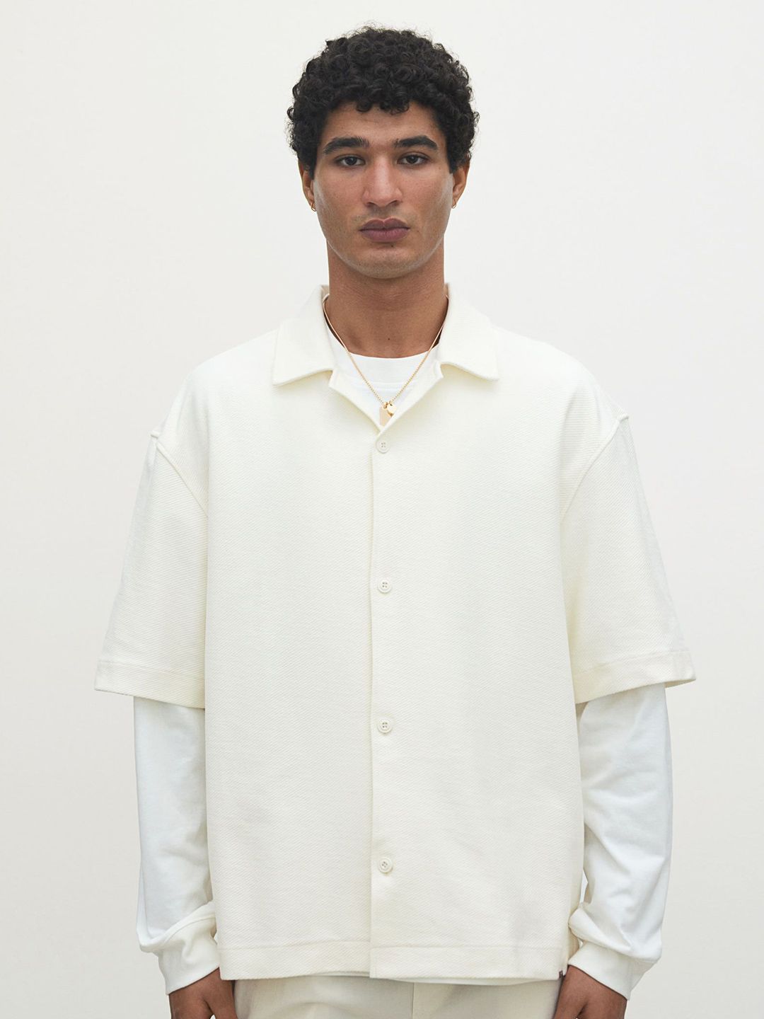 H&M Loose Fit Brushed Resort Shirt deal from myntra