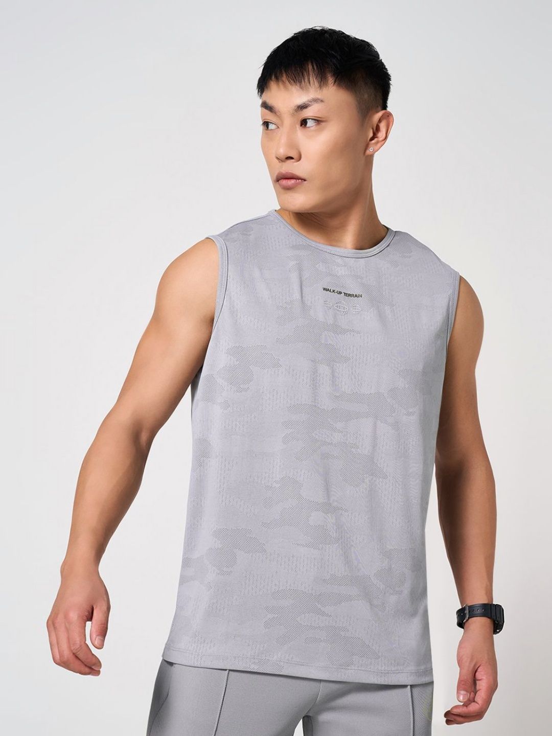 Ajile by Pantaloons Printed Raw Edge Slim Fit Round Neck T-shirt