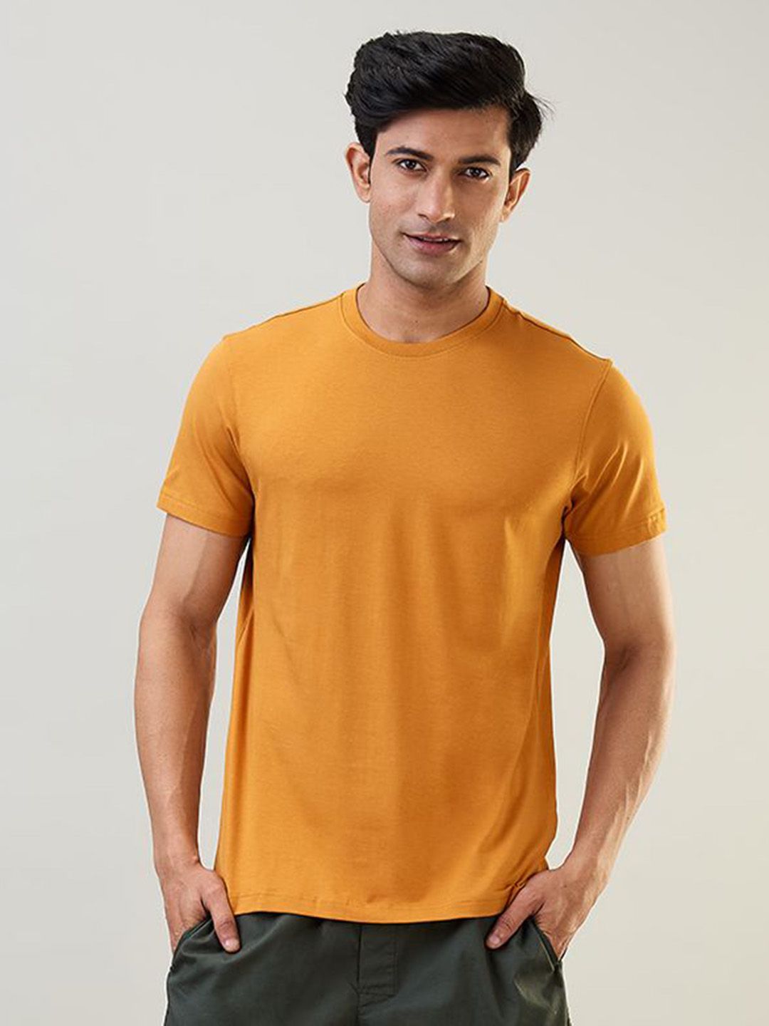 SleepZ by Raymond Men Extended Sleeves Pockets T-shirt