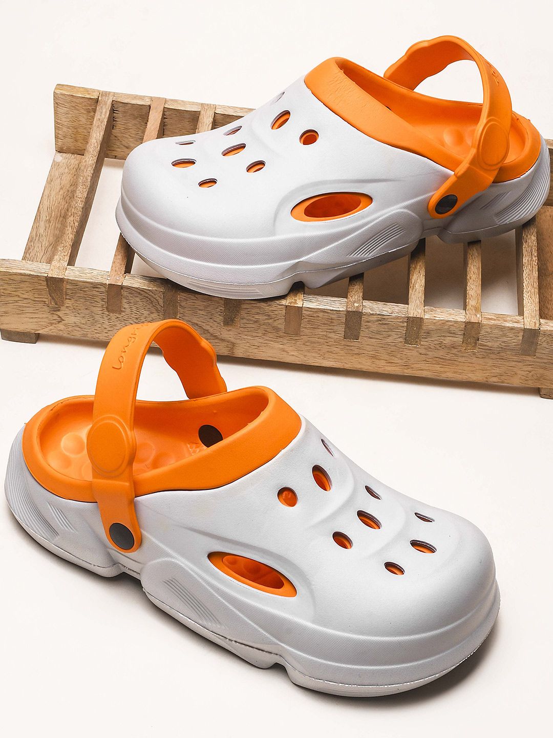 BERSACHE Men Clogs