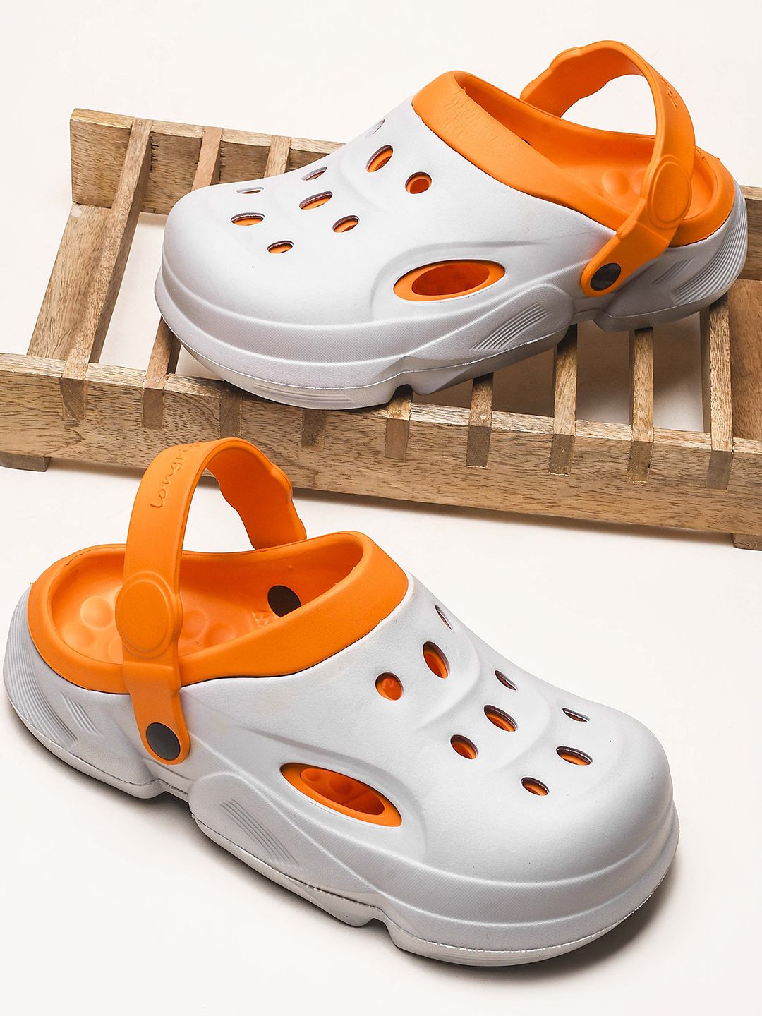 BERSACHE Men Clogs