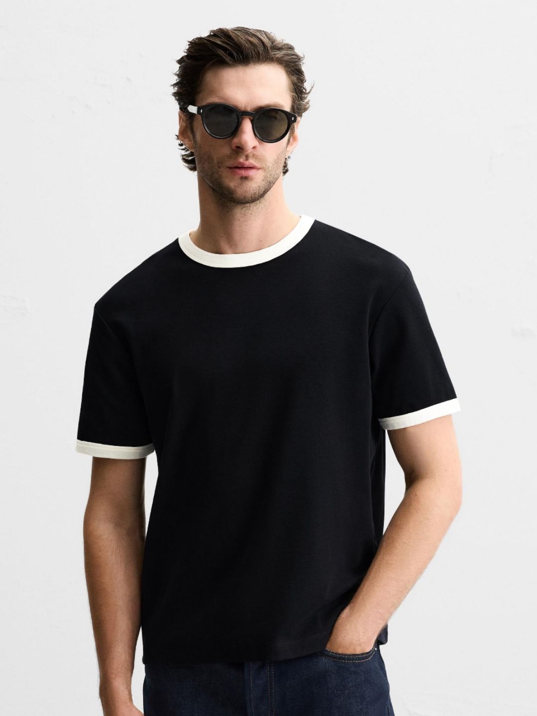 MISCHIEF MONKEY Men Colourblocked Raw Edge T-shirt