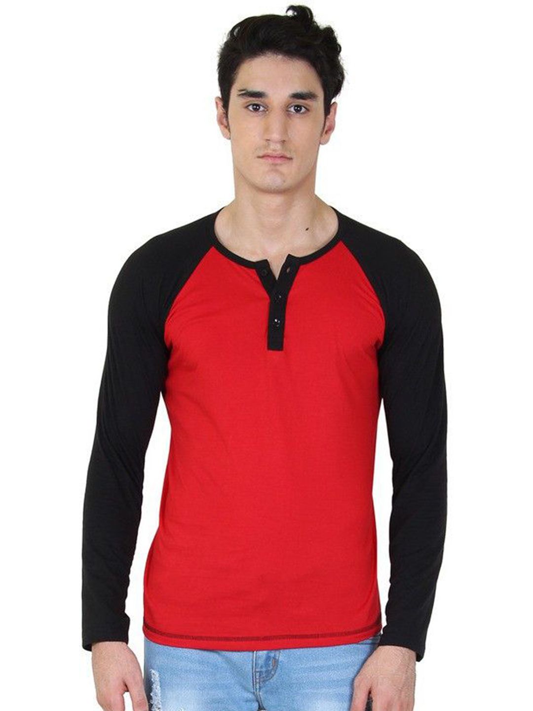 BI FASHION Men Colourblocked Henley Neck Applique T-shirt