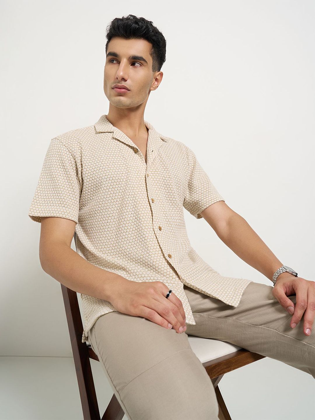 7 Alt by Pantaloons Self Design Spread Collar Slim Fit Casual Shirt