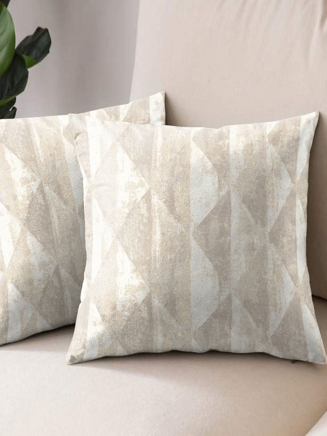 Aura White & Beige 2 Pieces Geometric Printed Square Cushion Covers