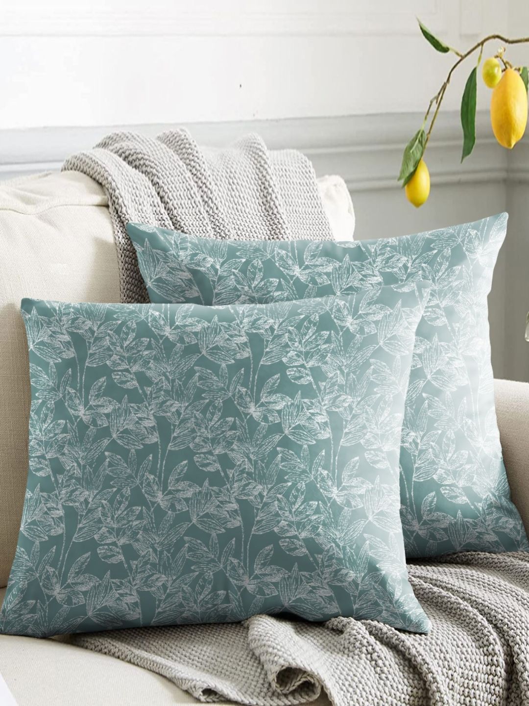 Aura Green & White Set of 2 Floral Square Cushion Covers
