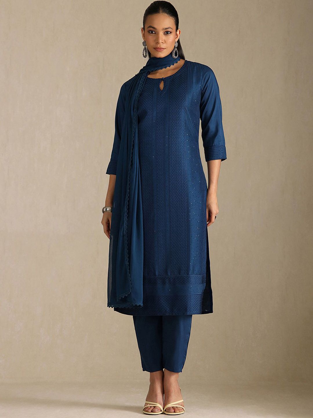 Embroidered Straight Kurta Set Soch Geometric Embroidered Keyhole Neck Sequinned Straight Kurta With Trousers & Dupatta