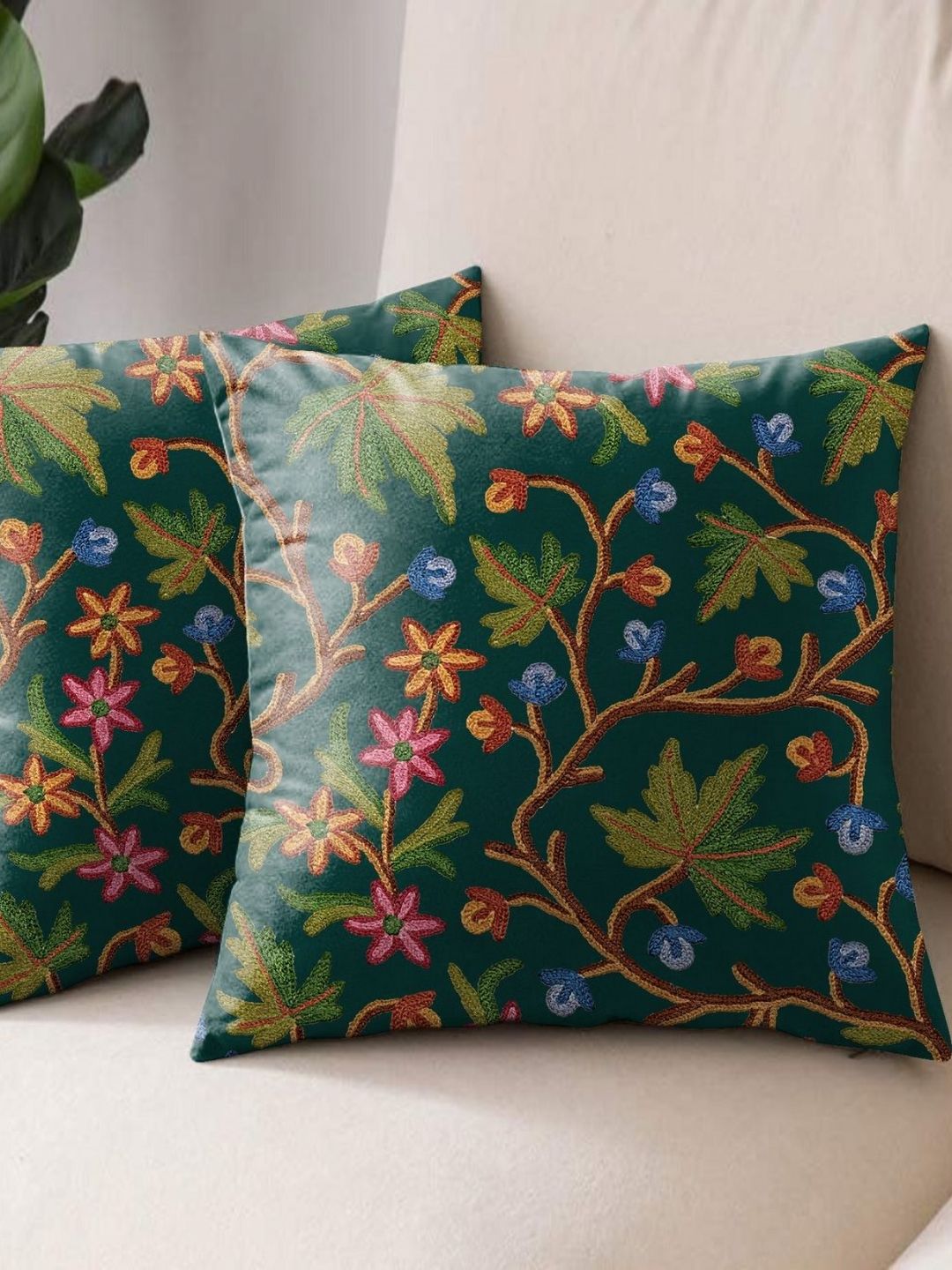 Aura Green & Pink 2 Pieces Floral Printed Square Cushion Covers