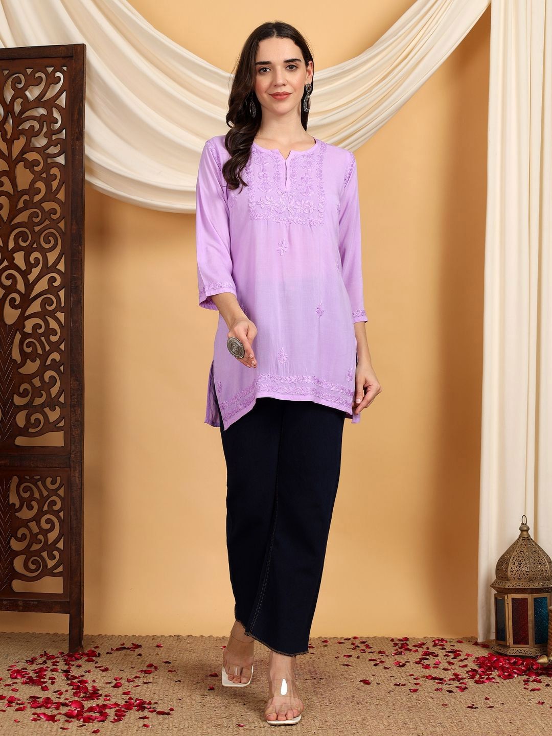 Poshak Chikan Studio Floral Embroidered Chikankari Modal Chikankari Kurti