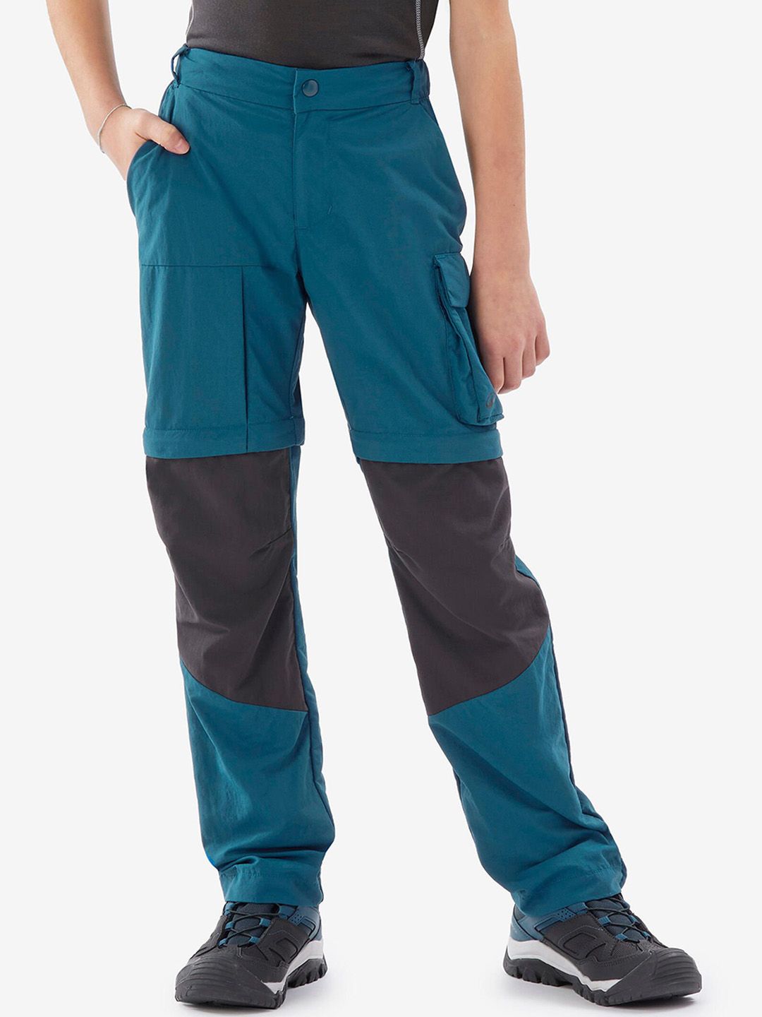 Decathlon QUECHUA - Kids Colourblocked Regular Fit Mid-Rise Hiking Trousers