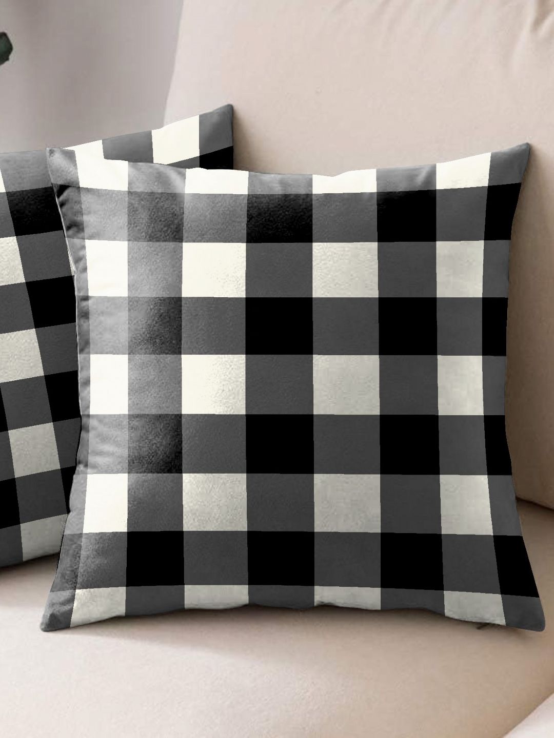 Aura Black & White 2 Pieces Checked Square Cushion Covers