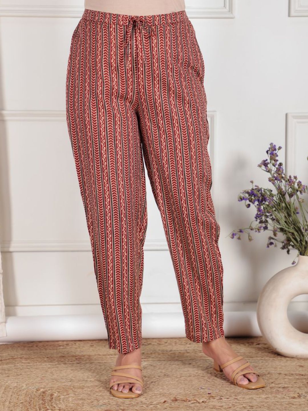 Aramya Women Ethnic Motifs Printed Ethnic Palazzos