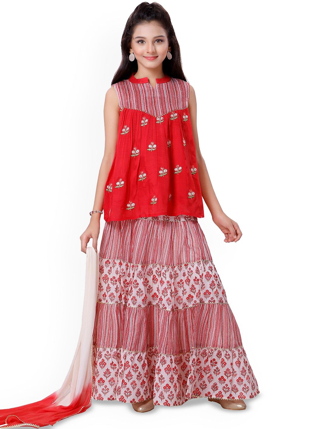 MASTARANG Girls Embroidered Mandarin Collar Gotta Patti Lehanga & Chloli