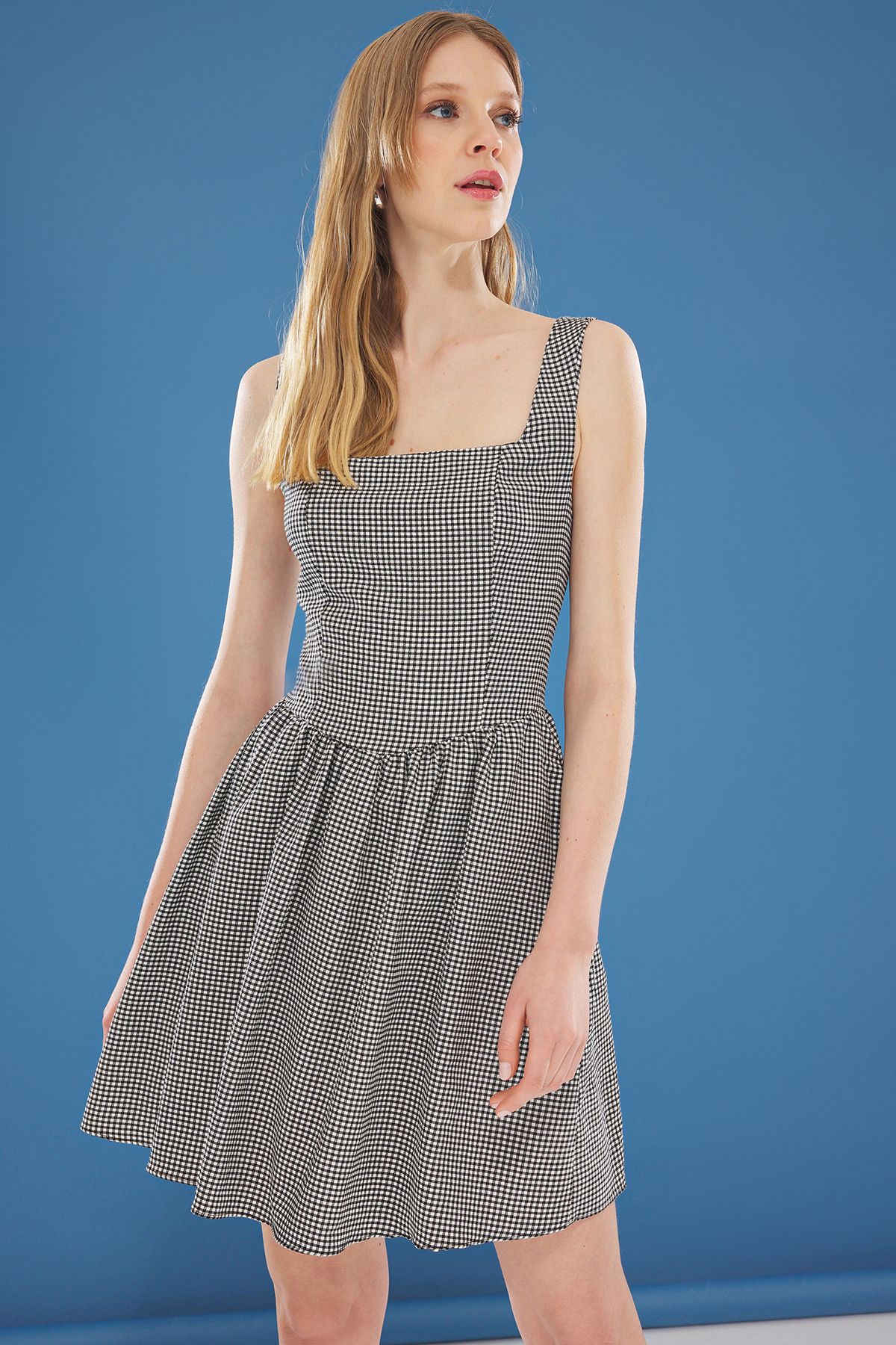 Trendyol Shoulder Straps Checked Fit & Flare Dress