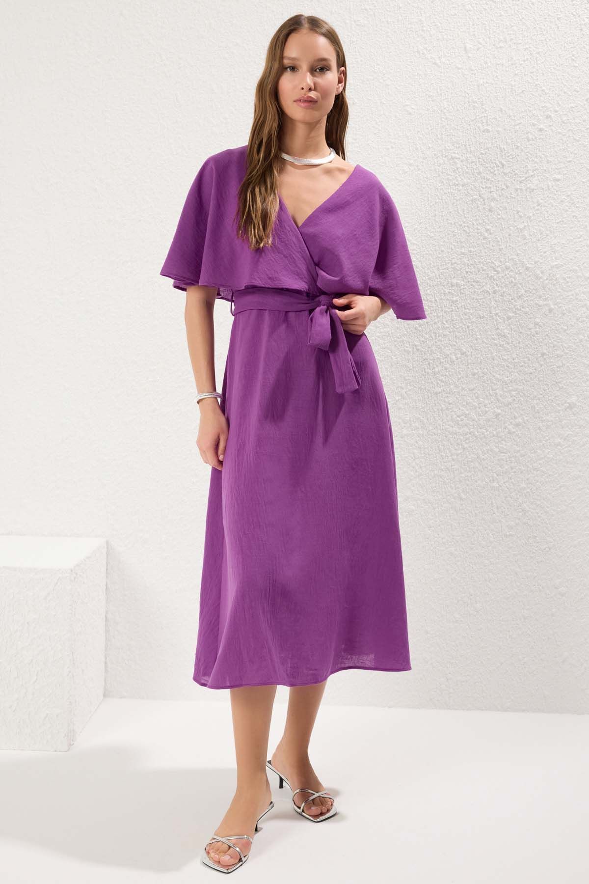 Trendyol Women Solid Flared Sleeve Wrap Midi Dress