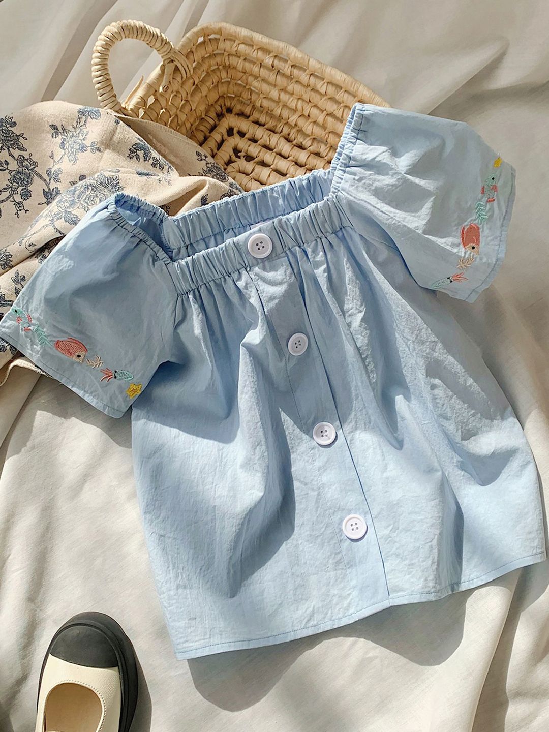 LULU & SKY Girls Printed Puff Sleeve Cotton Top