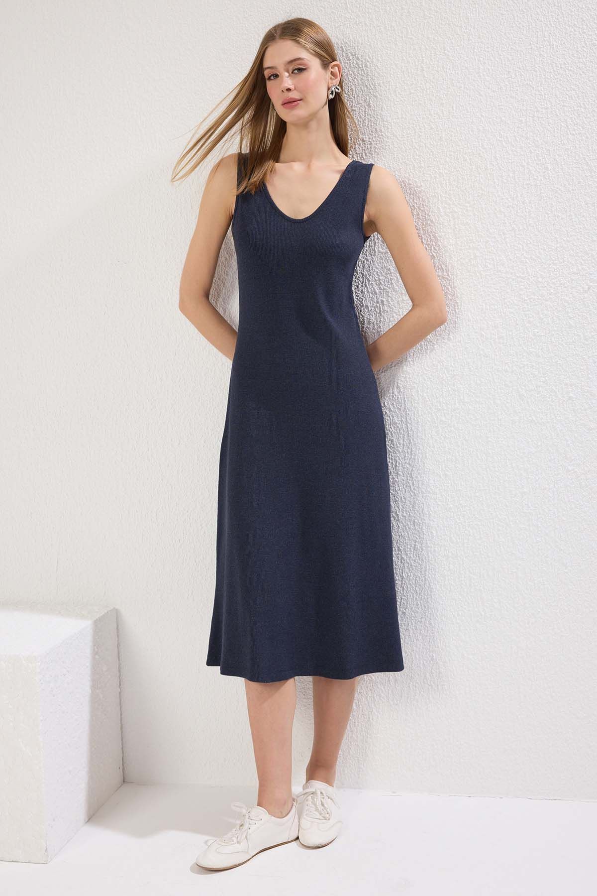 Trendyol Women Sleeveless A-Line Midi Dress