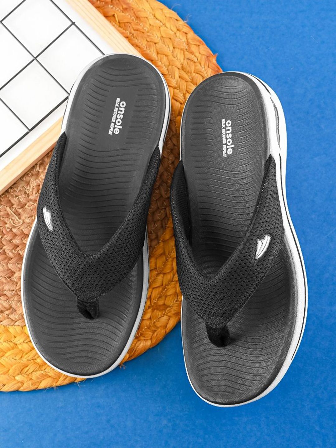ONSOLE Men Slip-On