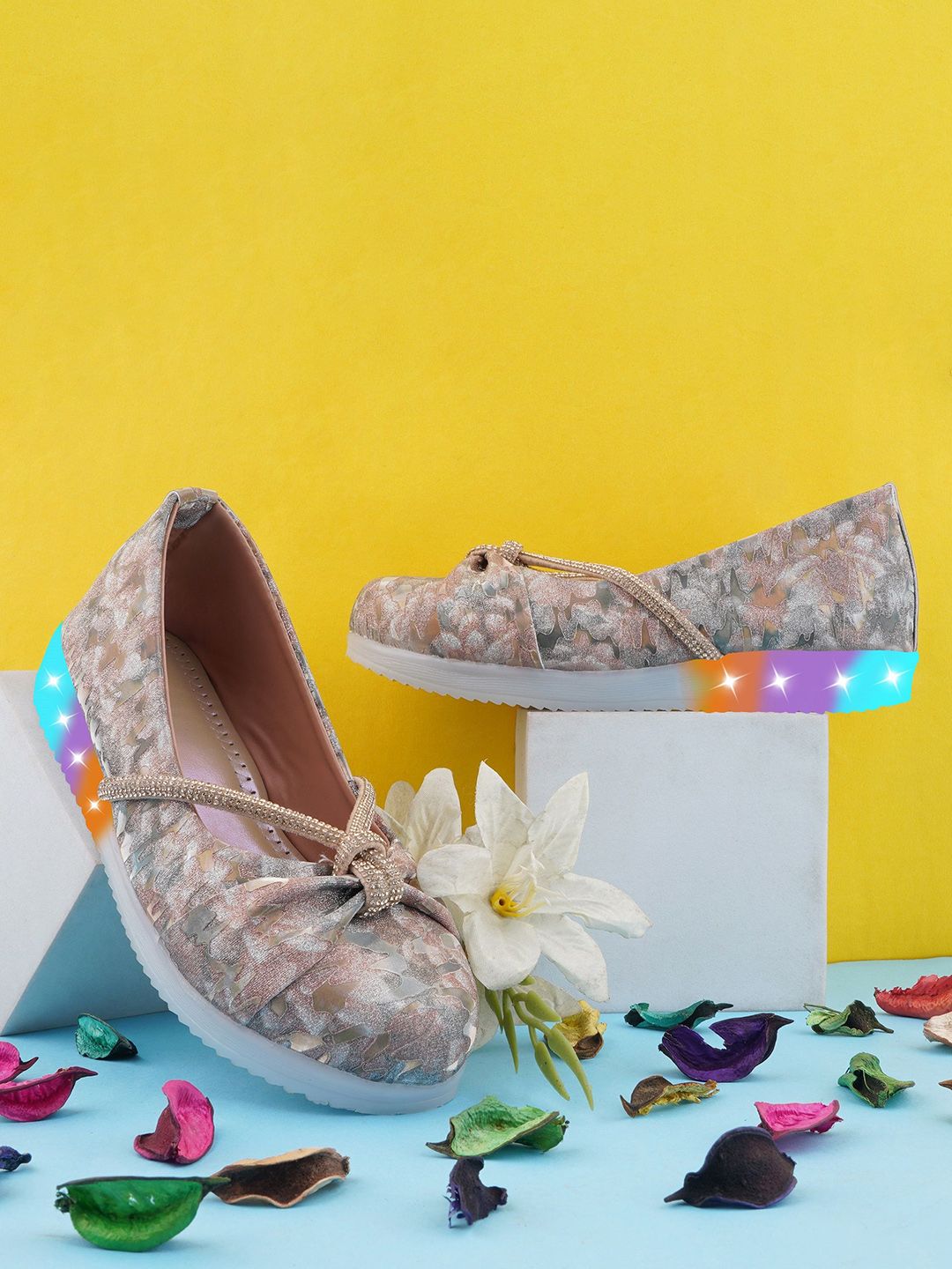 LMG Lifestyle Girls Embellished Party Round Toe Mojaris Flats