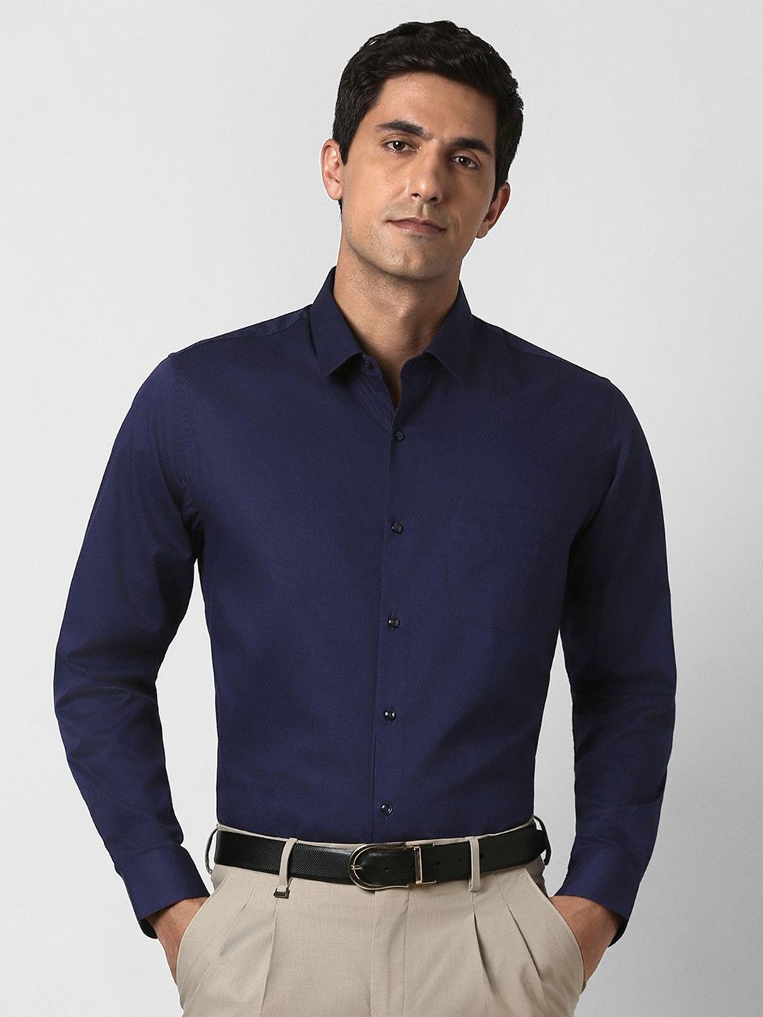 Peter England Men Solid Slim Fit Shirt
