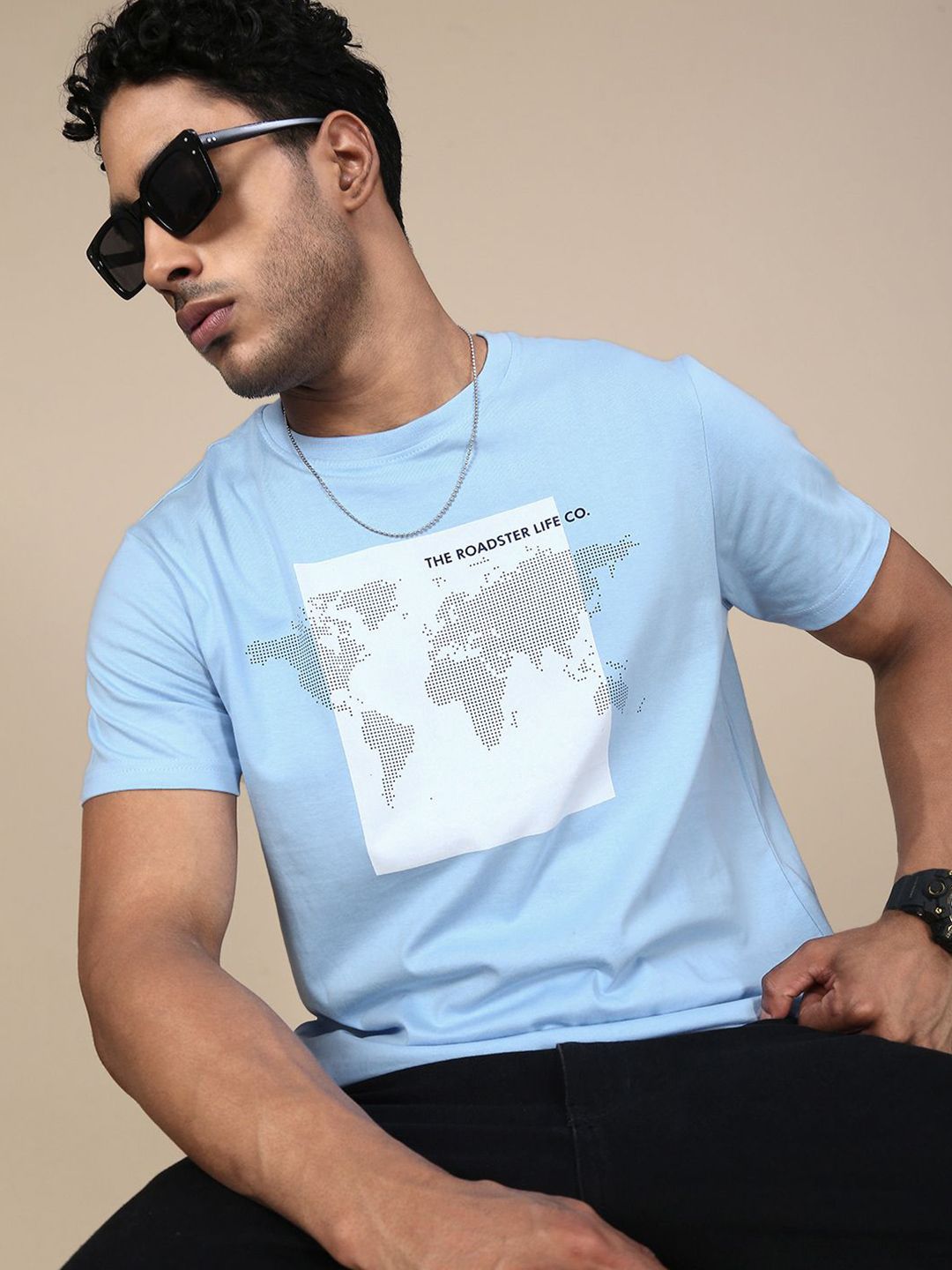 The Roadster Lifestyle Co. Graphic Printed Round Neck Pure Cotton T-Shirt