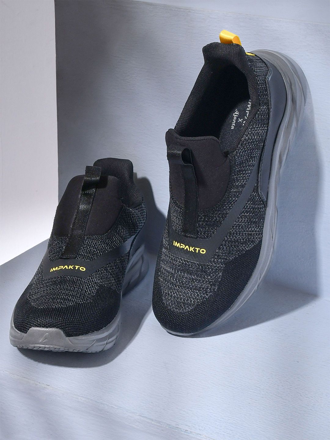 IMPAKTO Air Bounce Men Walking Shoes