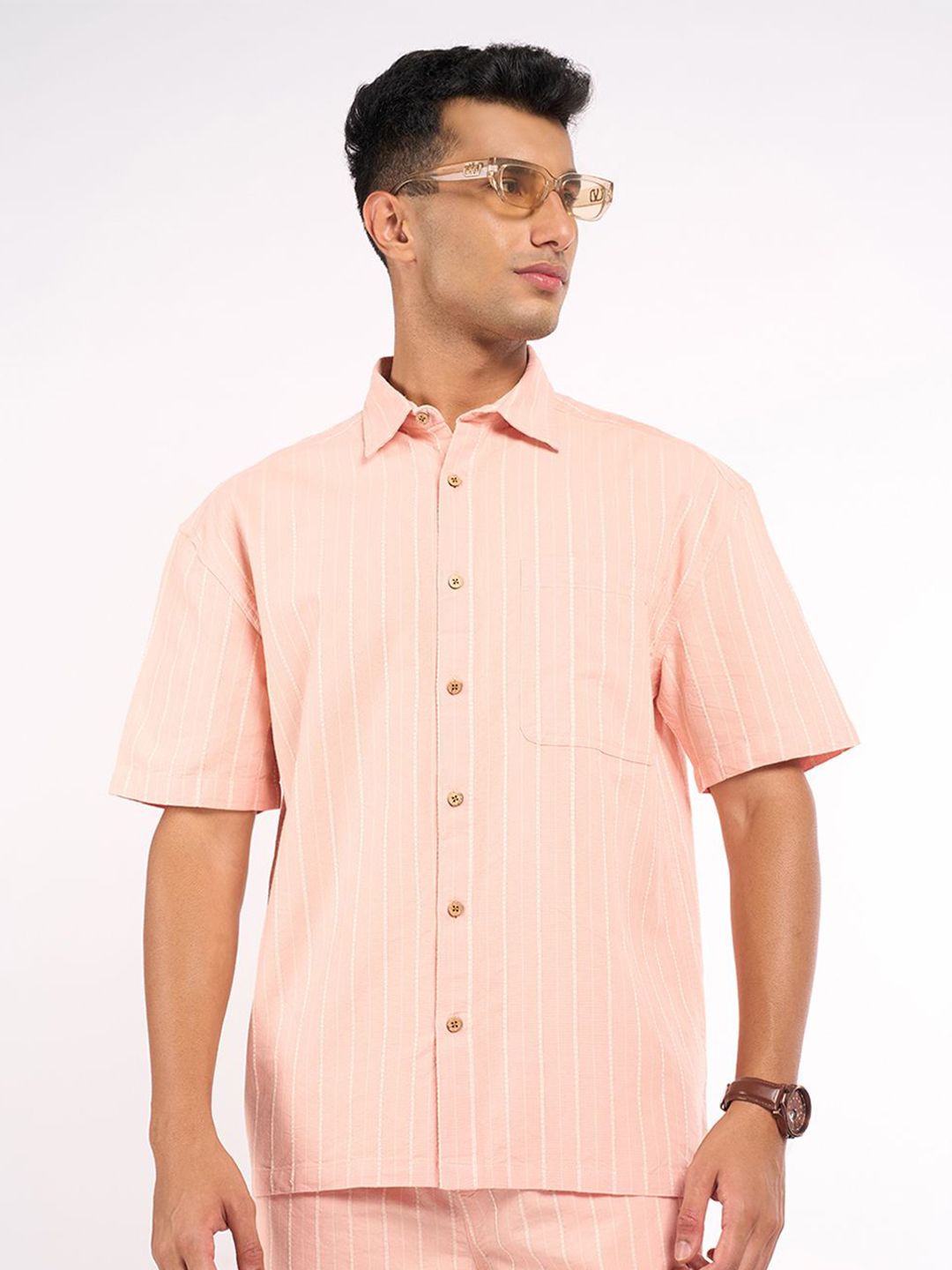 7 Alt by Pantaloons Men Spread Collar Casual Shirt