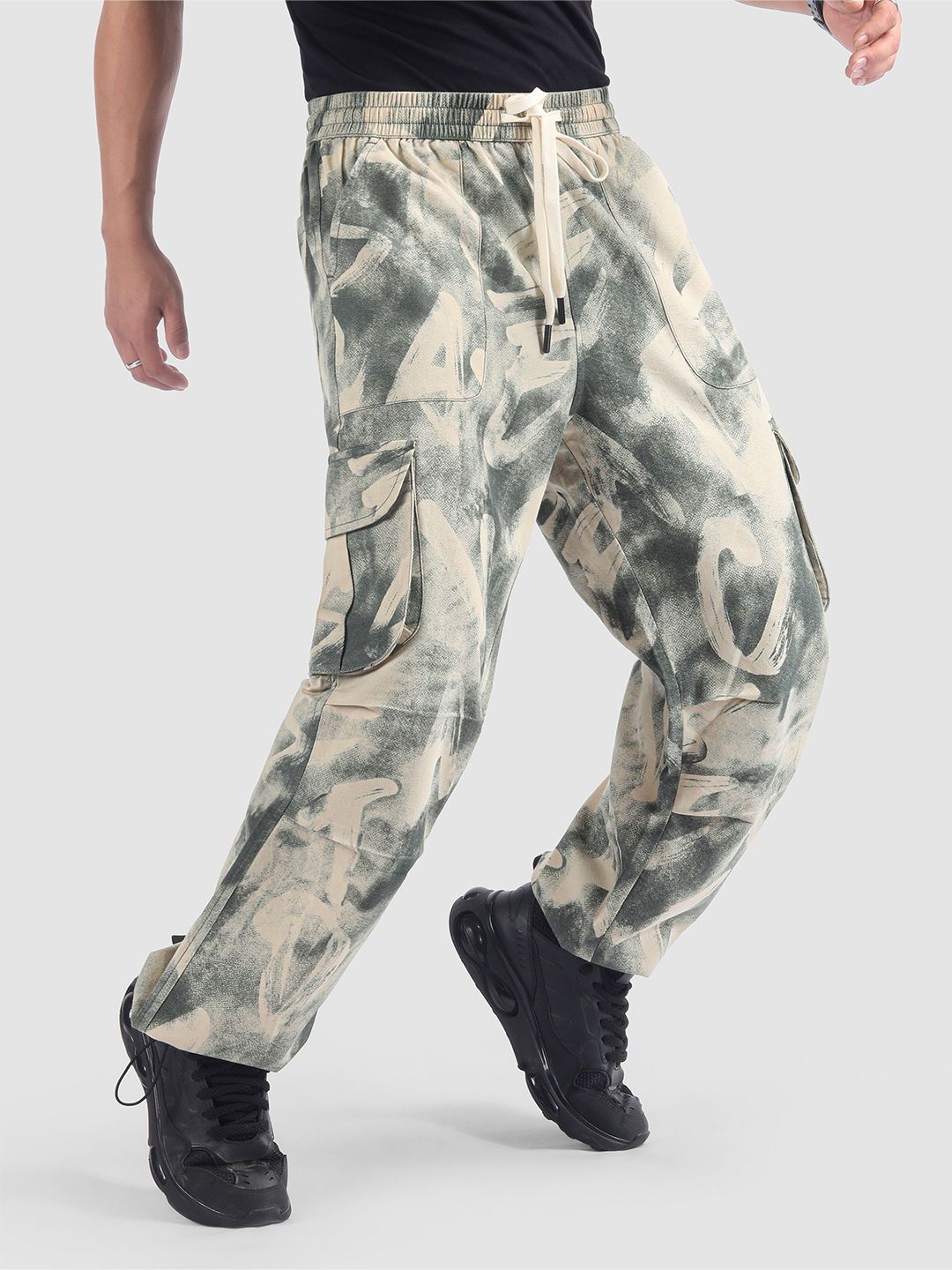 Buy Beyoung Men Camouflage Printed Original Loose Fit Wrinkle Free