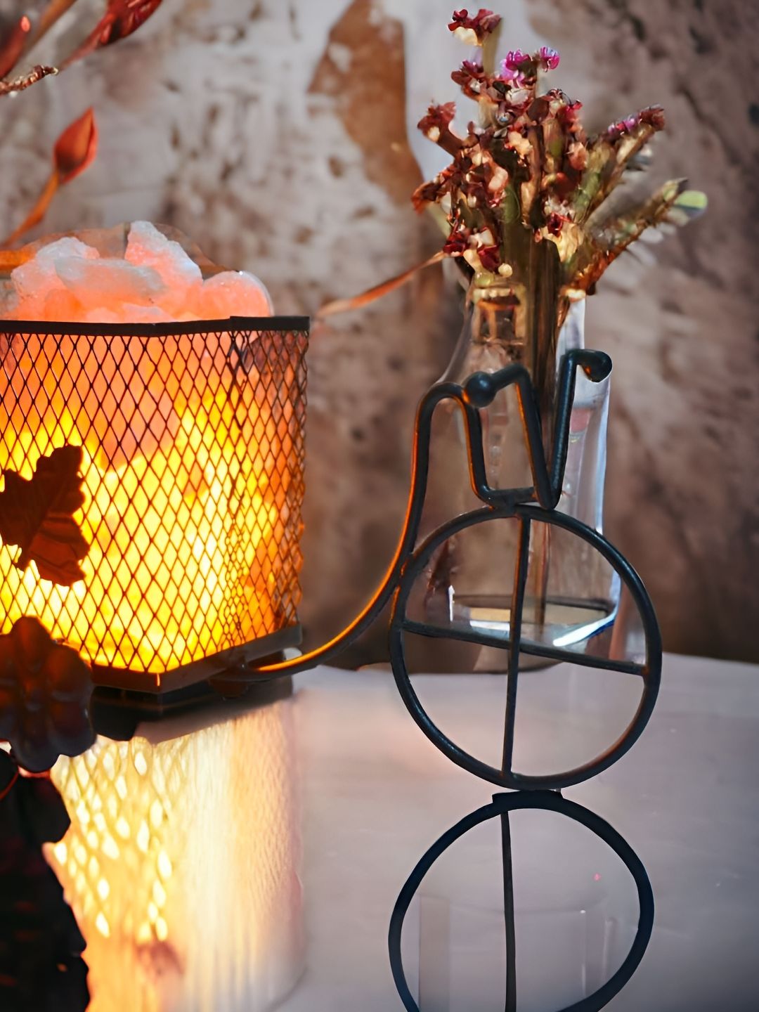 GLOBAL AROMA Rickshaw Shape Himalayan Rock Salt Warm Yellow Metal Electrical Table Lamps