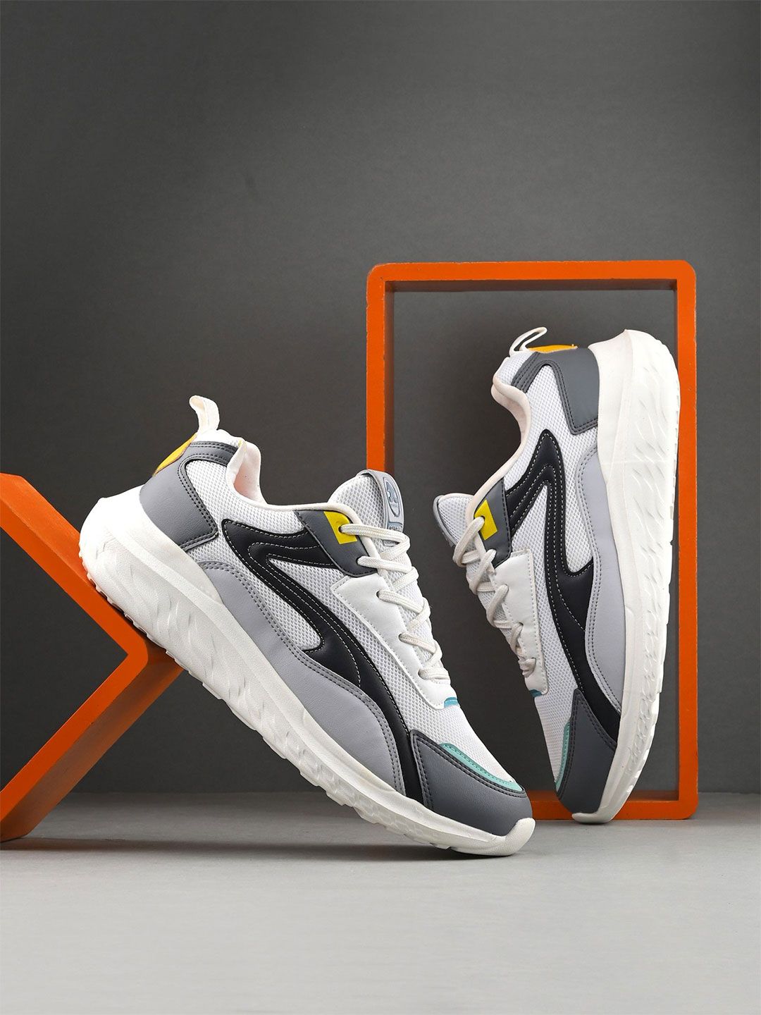 OFF LIMITS Hitch White Mesh Running Shoes