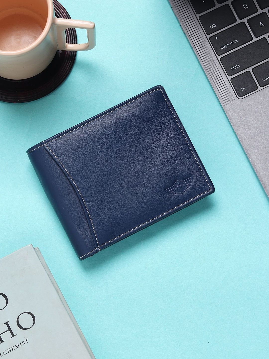 Metronaut Men Leather Two Fold Wallet