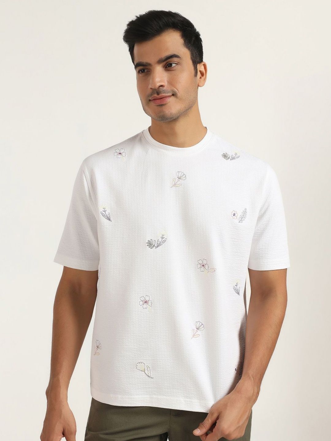 Blackberrys Floral Embroidered Cotton Relaxed Fit T-shirt