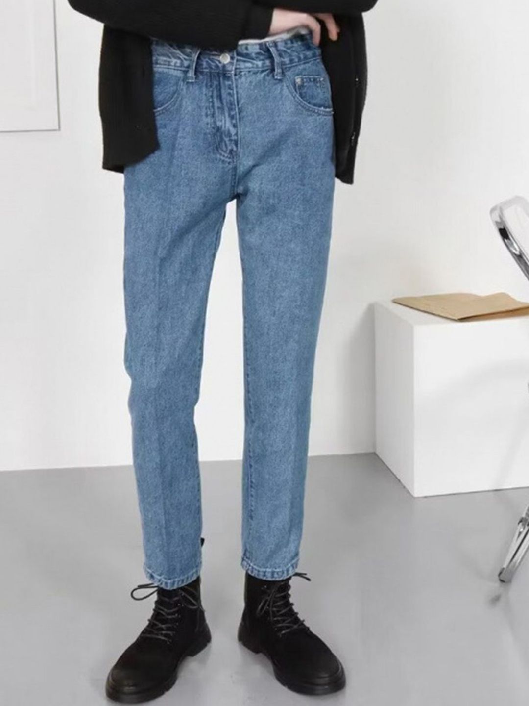 Mast & Harbour Men Slim Fit Mid-Rise Clean Look Jeans