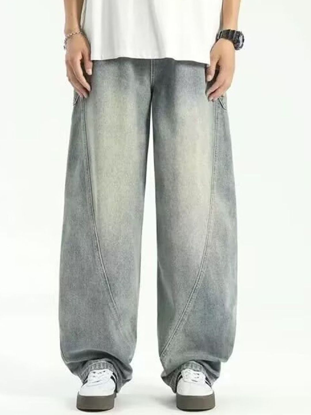 The Roadster Lifestyle Co. Cotton Mid-Rise Heavily Faded Jeans