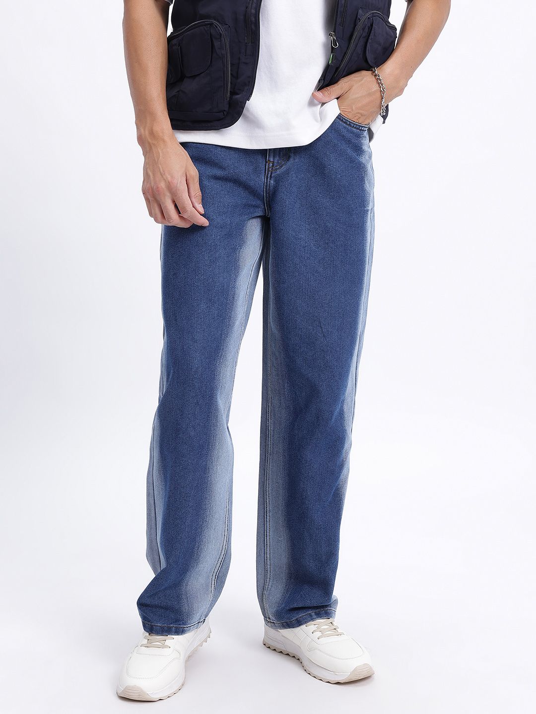 glitchez Men Barrel Fit Bleached Jeans