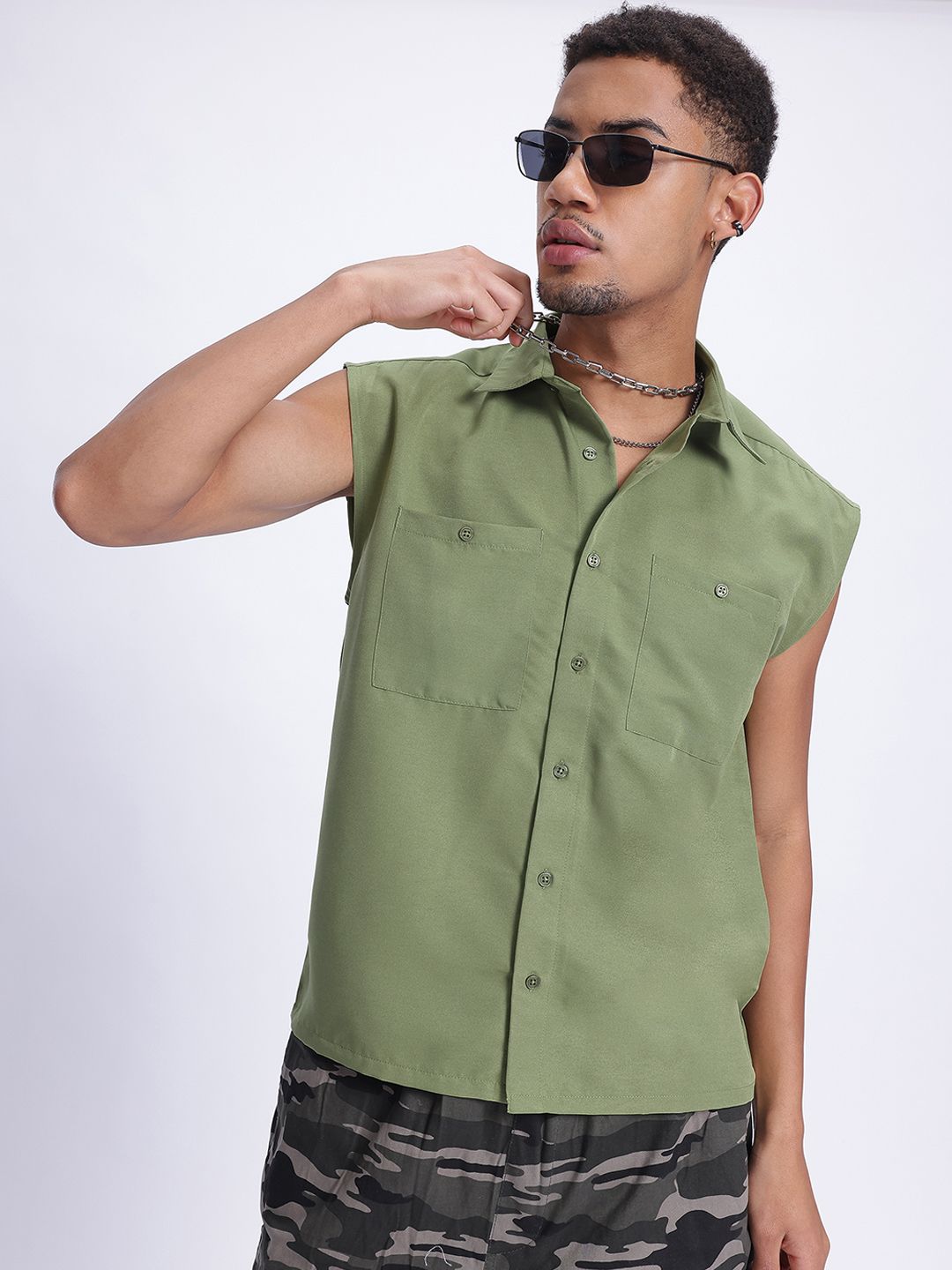 Buy glitchez Solid Spread Collar Sleeveless Oversized Shirt