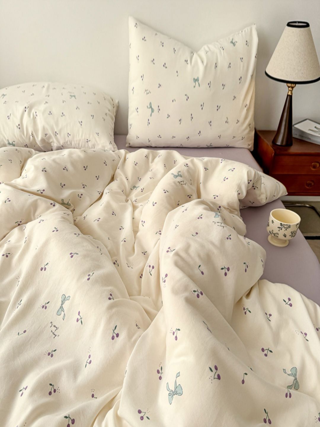 JC HOME Purple & Beige 4 Pieces Printed Double Queen Bedding Set