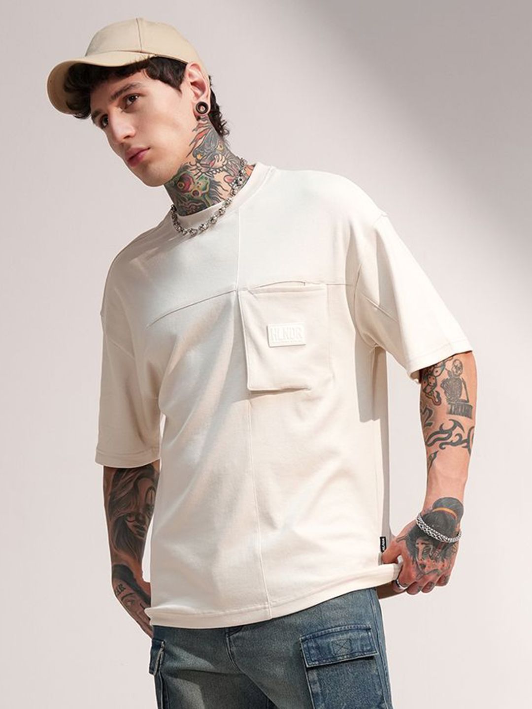 HIGHLANDER Men 1 Solid Regular T-shirt