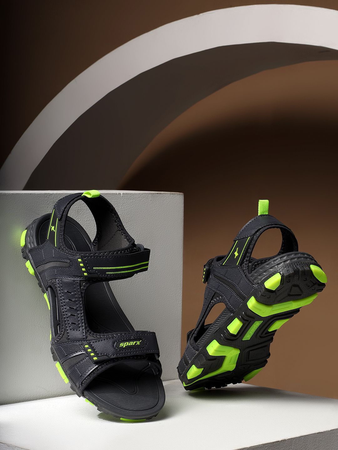 Sparx Men Sandals deal from myntra