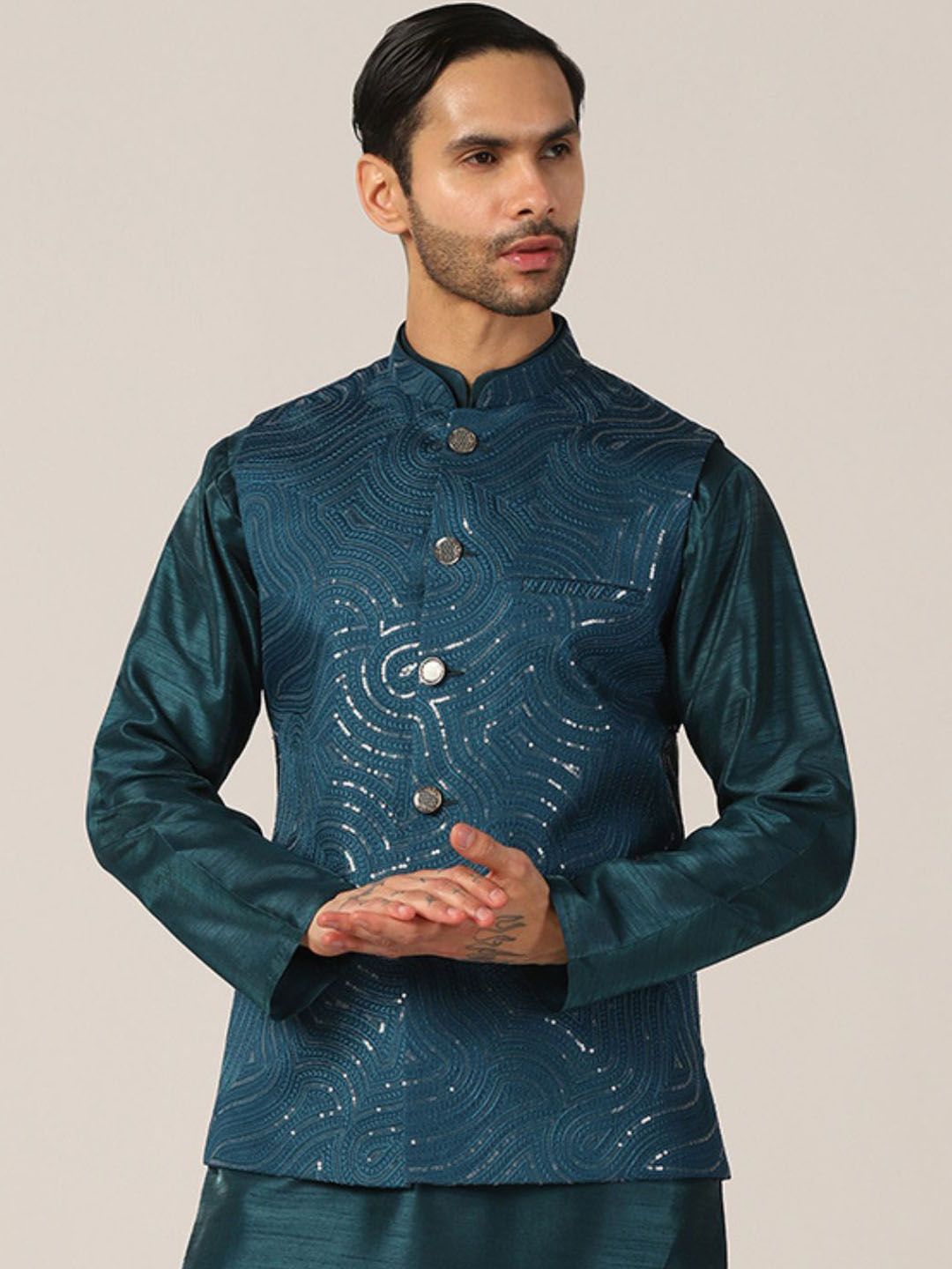 TAHVO Embroidered Mandarin Collar Nehru Jacket
