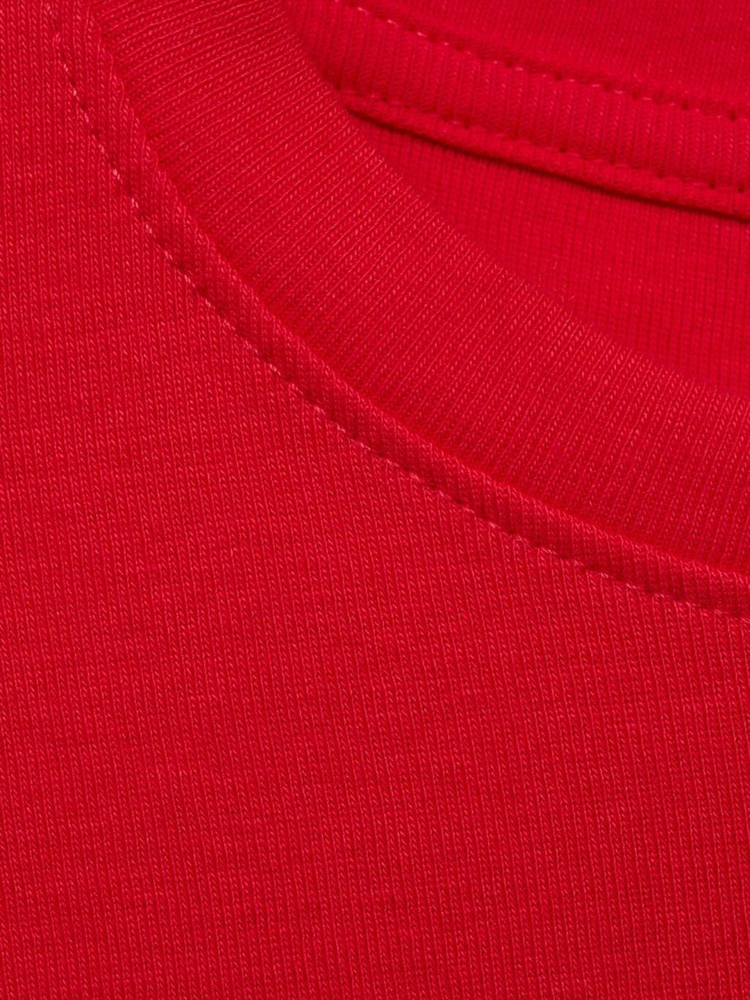 Solid Round Neck Pure Cotton Fitted T-shirt