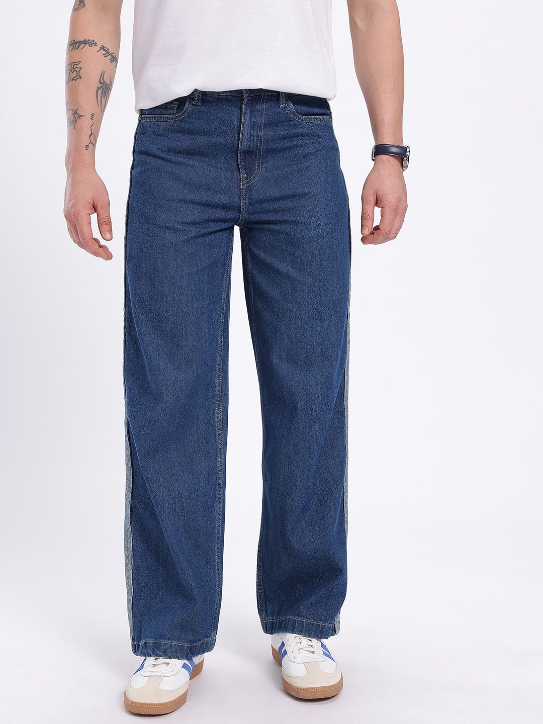 glitchez Men Mid-Rise Pure Cotton Wide Leg Jeans with Side Stripes