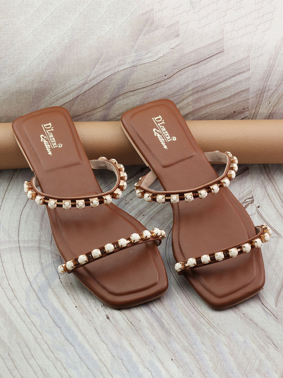 D LORZERI Women Embellished Open Toe Flats